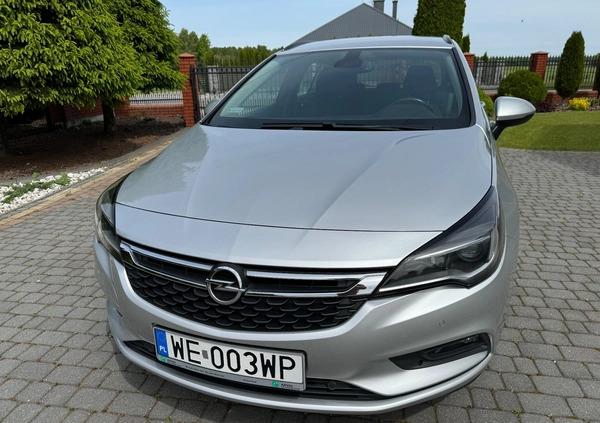 Opel Astra cena 42900 przebieg: 139000, rok produkcji 2019 z Pajęczno małe 596